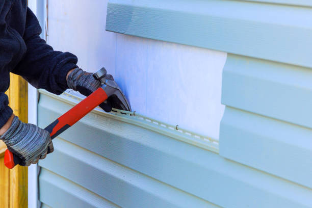 Trusted Storm Damage Siding Repair service in Forest Lake, IL - Creative Siding